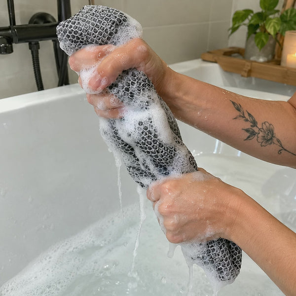 v12 lather